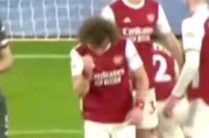 DB电子官网疯狂的足球🤣外网200万观看热帖：这支阿森纳怎么赢足总杯的？