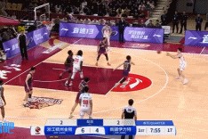 DB真人旗舰神来之笔！阿不都对抗防守 失衡后抛投打板命中还要加罚