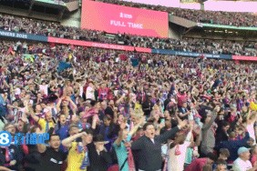 DB视讯官方登录入口你早该下去了😡瓜帅赛后对亨德森指指点点，两人起口角