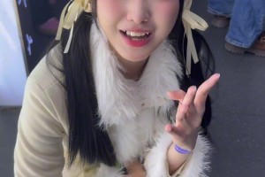 DB真人旗舰谁让你是百变少女呢~周敢敢吐槽：在场外逛了10分钟 没有一个人认出我