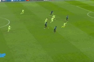 DB视讯百家乐37岁铁膝盖😂阿切尔比绝平激情庆祝，高高跃起膝盖着地完成滑跪