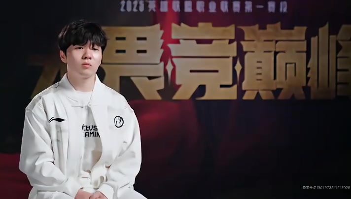 DB视讯官方登录入口得稳住啊！场中采访Rookie：不管什么版本，中单都需要打好团战