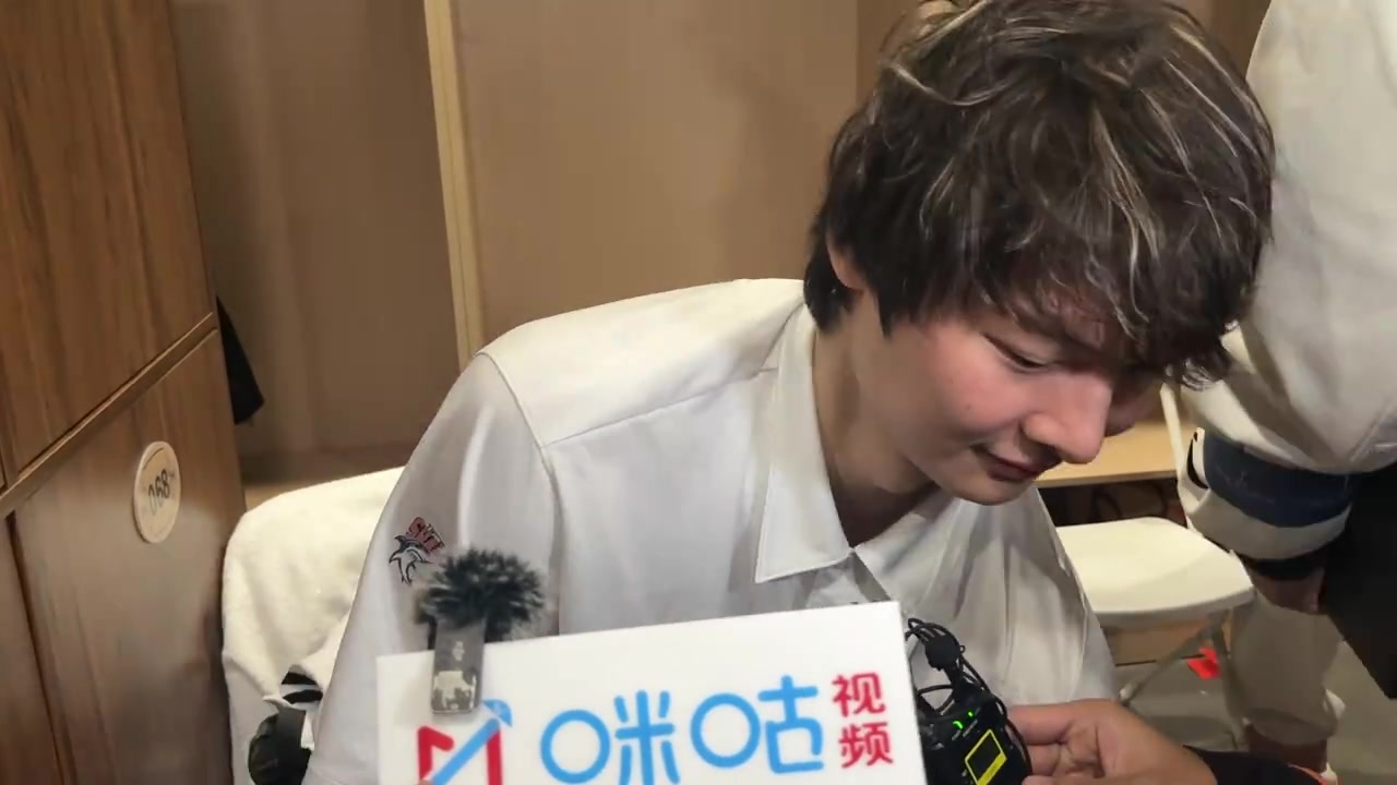 DB官网在线登录入口王哲林：被骂太久心态肯定比年轻球员要强 把压力都给我就好