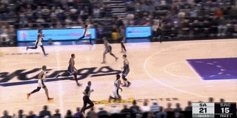 DB视讯官网菜鸟丨卡斯尔17中10空砍25分 菲利波夫斯基17+5 埃迪8分13板3帽