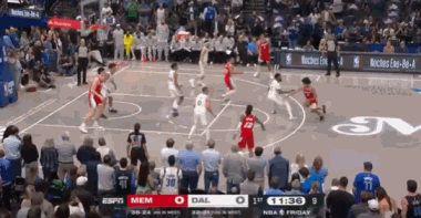 DB视讯官网菜鸟丨卡斯尔17中10空砍25分 菲利波夫斯基17+5 埃迪8分13板3帽