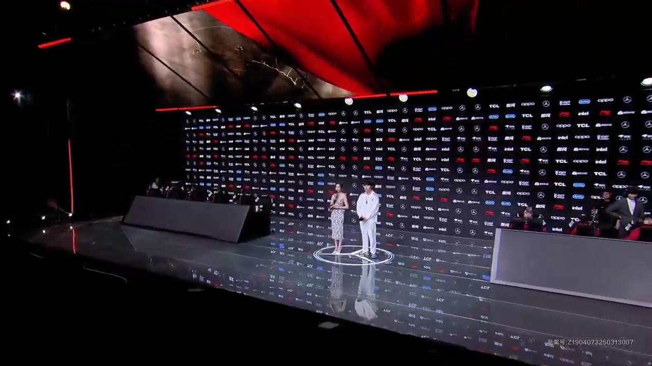 DB视讯官网赛后采访Kanavi：第一把失误有点多，这把大家都是完美发挥