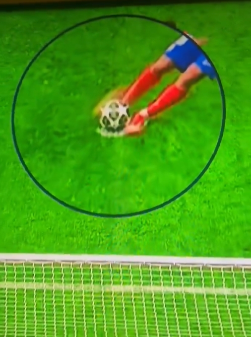 DB视讯官网🤔阿尔瓦雷斯点射破门后，西蒙尼做“两次触球”手势嘲讽皇马