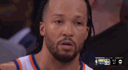 DG视讯官网平台☹️痛失好局被离奇逆转！布伦森在替补席咧着个嘴无法接受