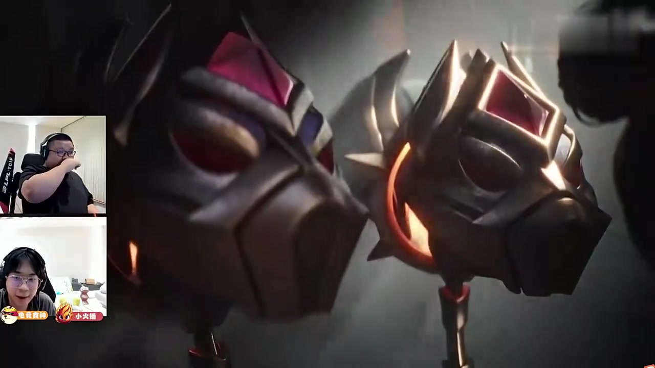 DB真人旗舰大黄看Uzi名人堂皮肤：这比iG卡莎皮肤帅多了！ 卖5000我也买